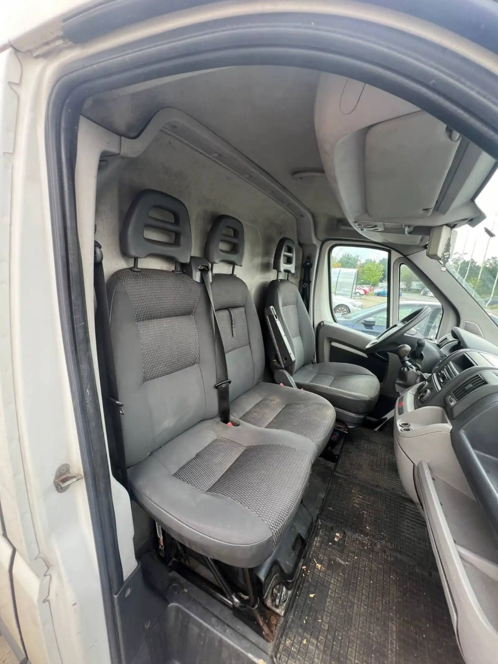 Citroen Jumper (2013) k pronájmu - fotografie 18