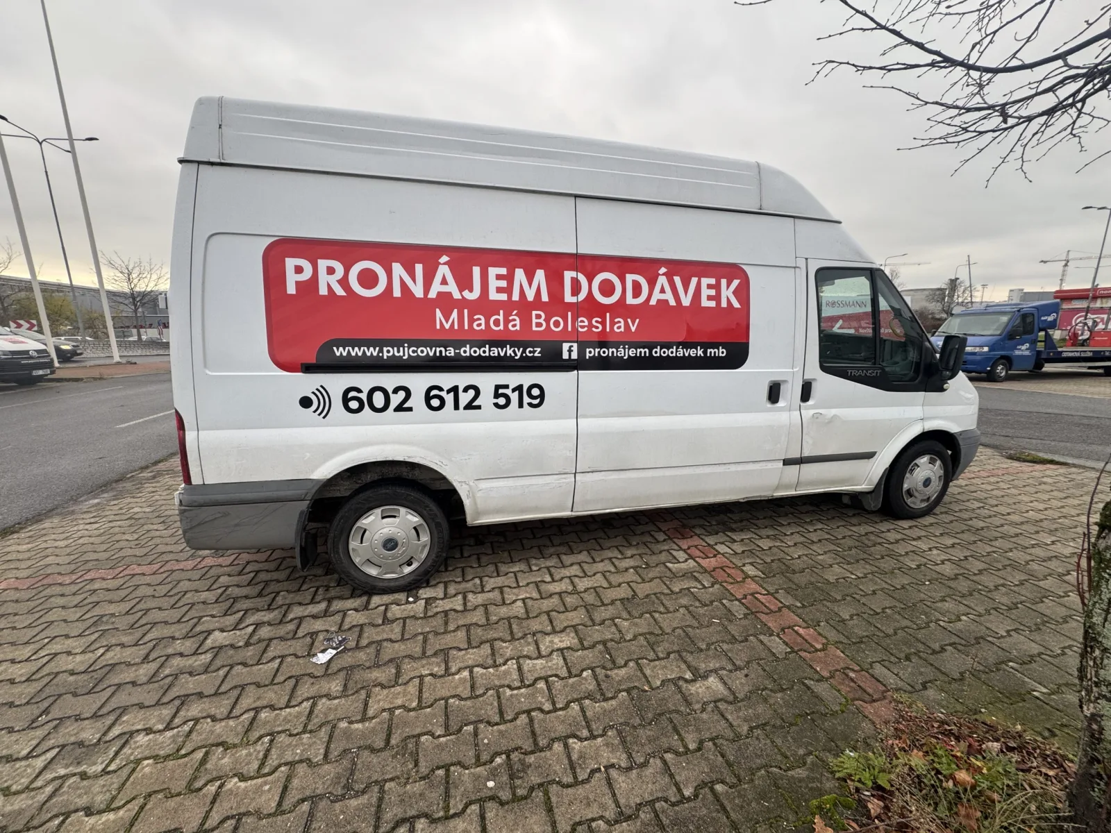 Ford Transit (2010) k pronájmu - fotografie 6
