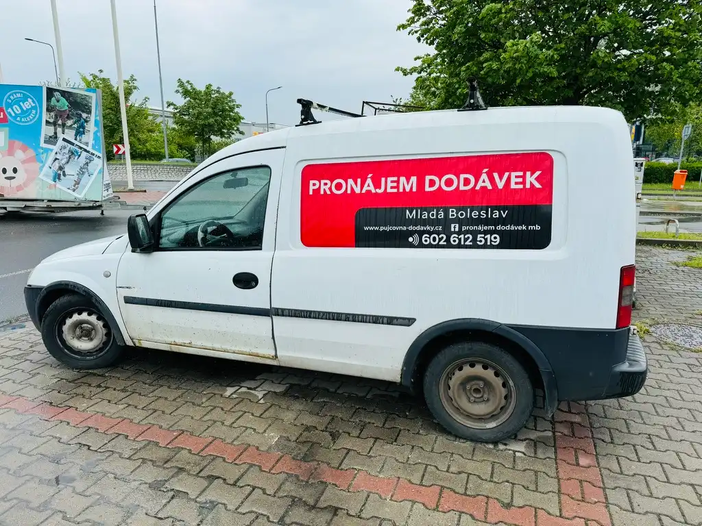 Opel Combo (2003) k pronájmu v Mladé Boleslavi