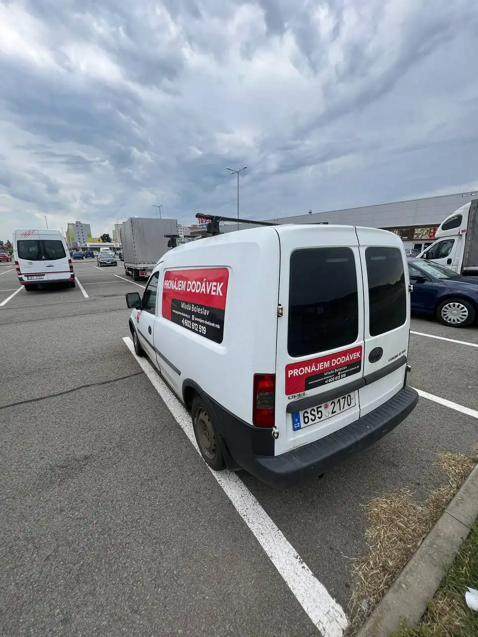 Opel Combo (2003) k pronájmu - fotografie 11