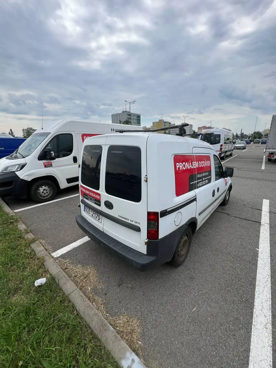 Opel Combo (2003) k pronájmu - fotografie 3