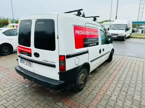 Opel Combo (2003) k pronájmu - fotografie 17